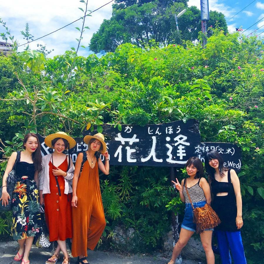 Pension Sea Shells Motobu Exterior photo